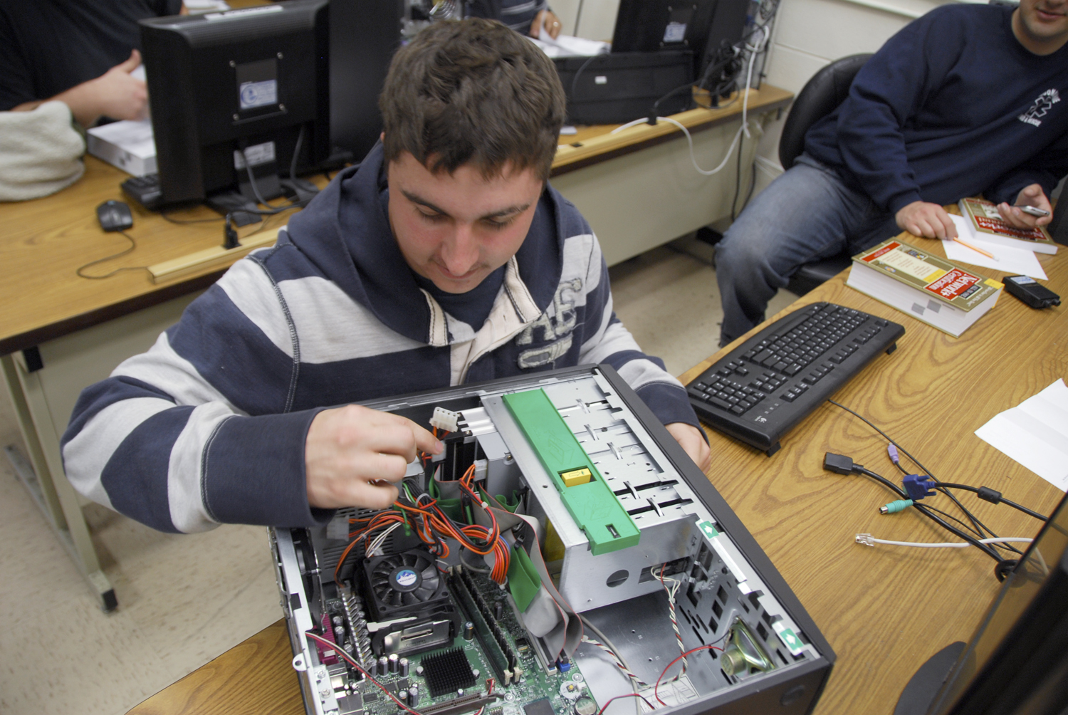 hardware-computer-repair-training